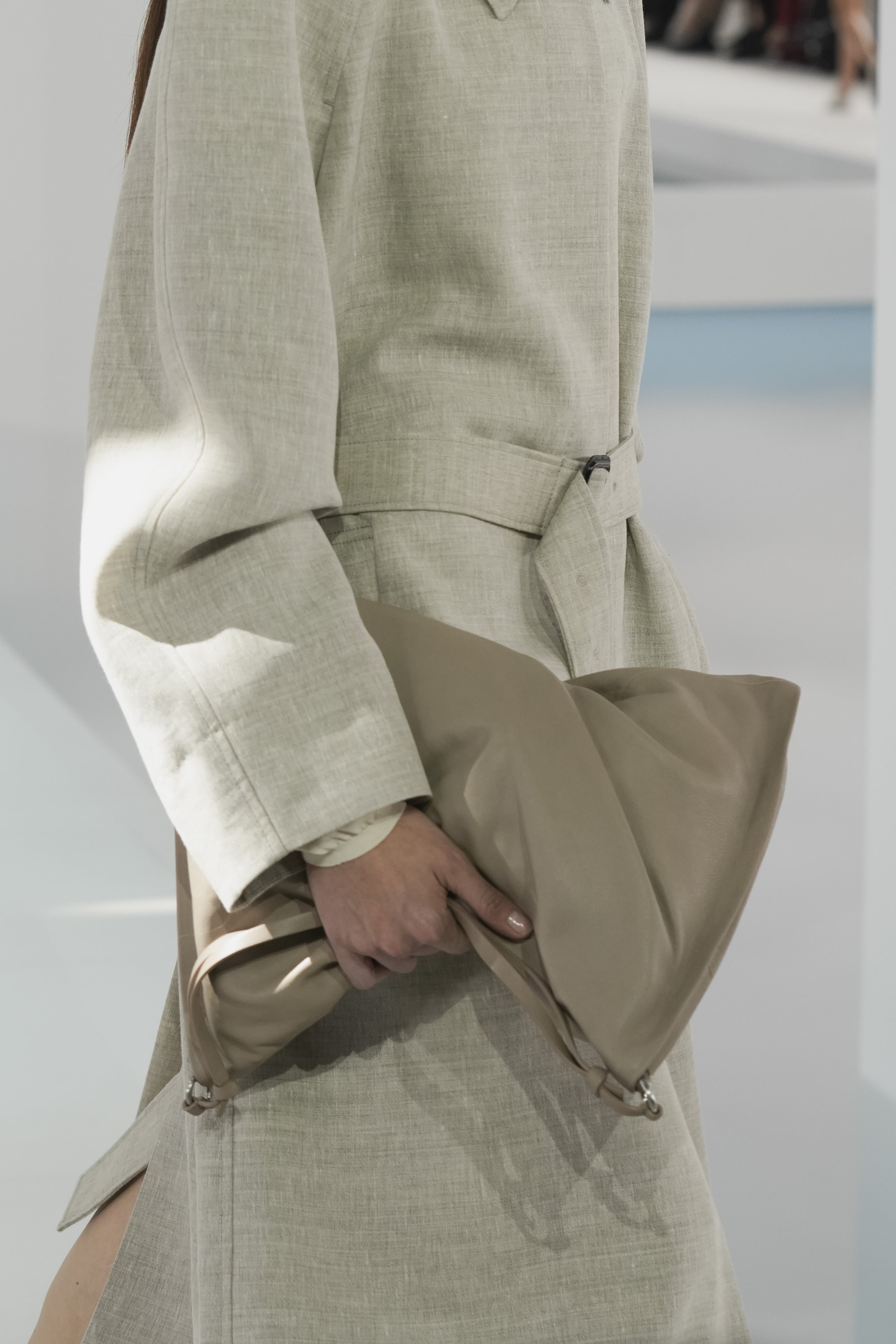 ツイスト クラッチバッグ - レザー